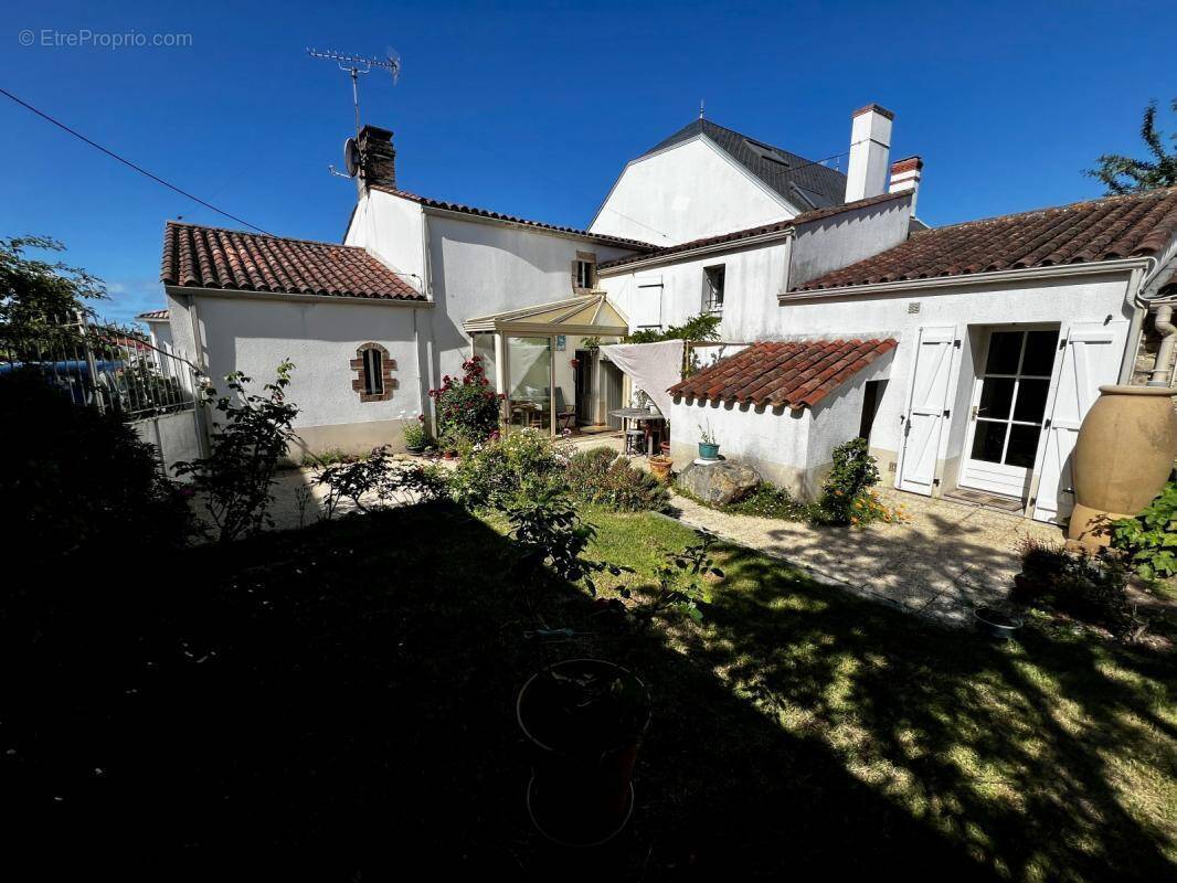 Maison à LONGEVILLE-SUR-MER