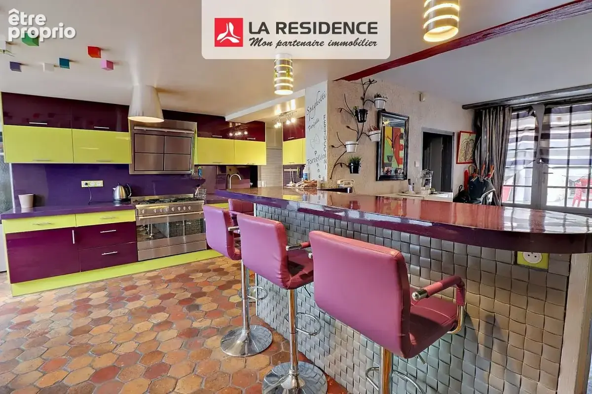 Maison 9 pièces 253 m² à vendre à Maule (78580) - photo 4
