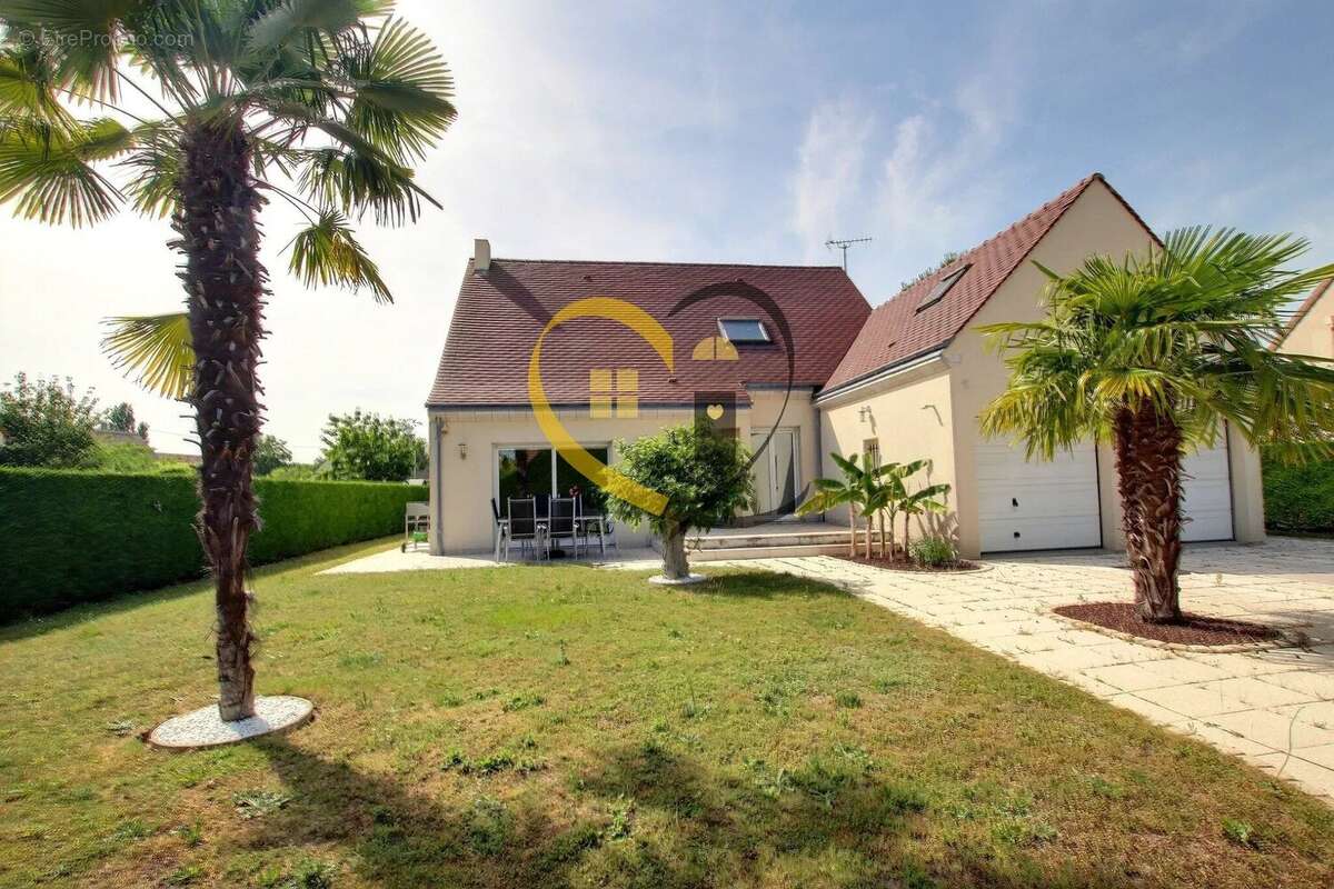 Maison à SANDILLON