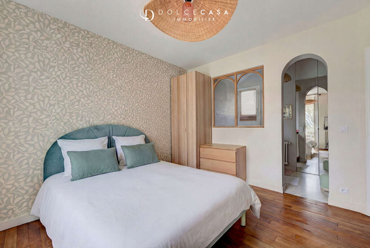 Maison à LE PERREUX-SUR-MARNE