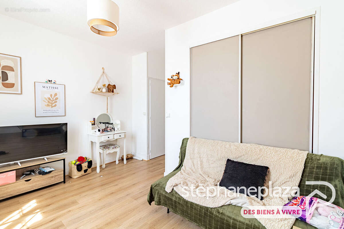 Appartement à COLIGNY