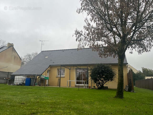 Maison à LUSANGER