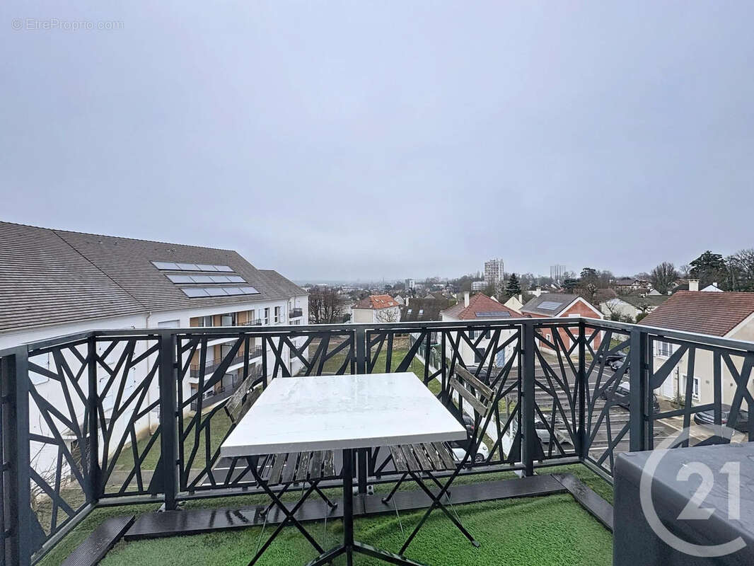 Appartement à DAMMARIE-LES-LYS