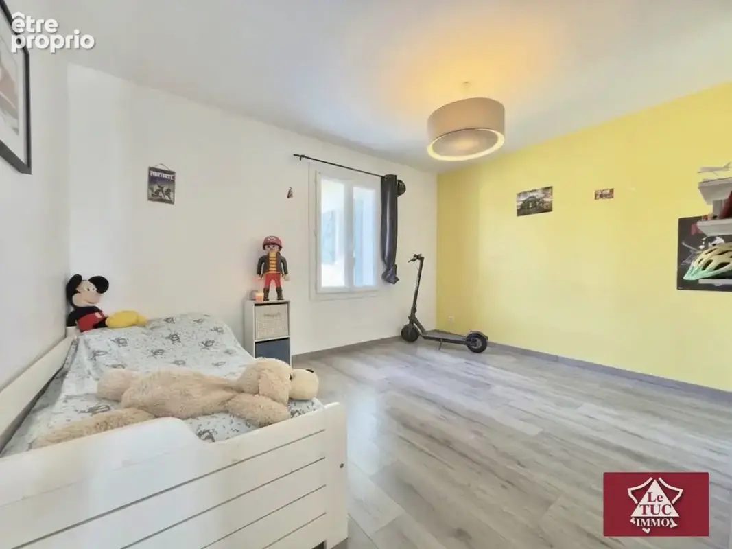 Maison de plain pied, piscine chauffée avec installations équestres - photo 16