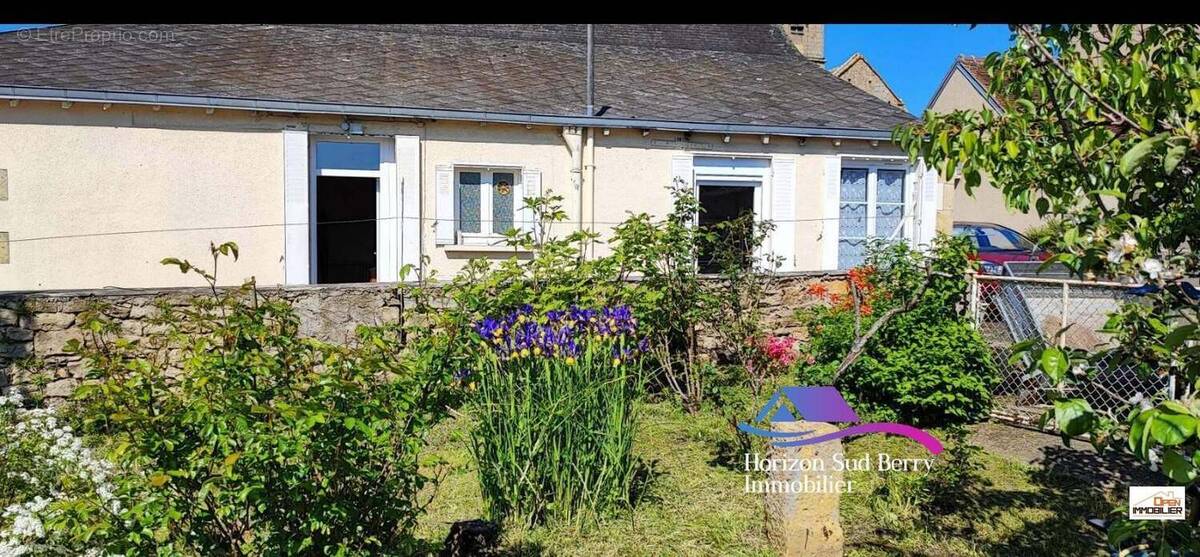 Maison à CHASSIGNOLLES