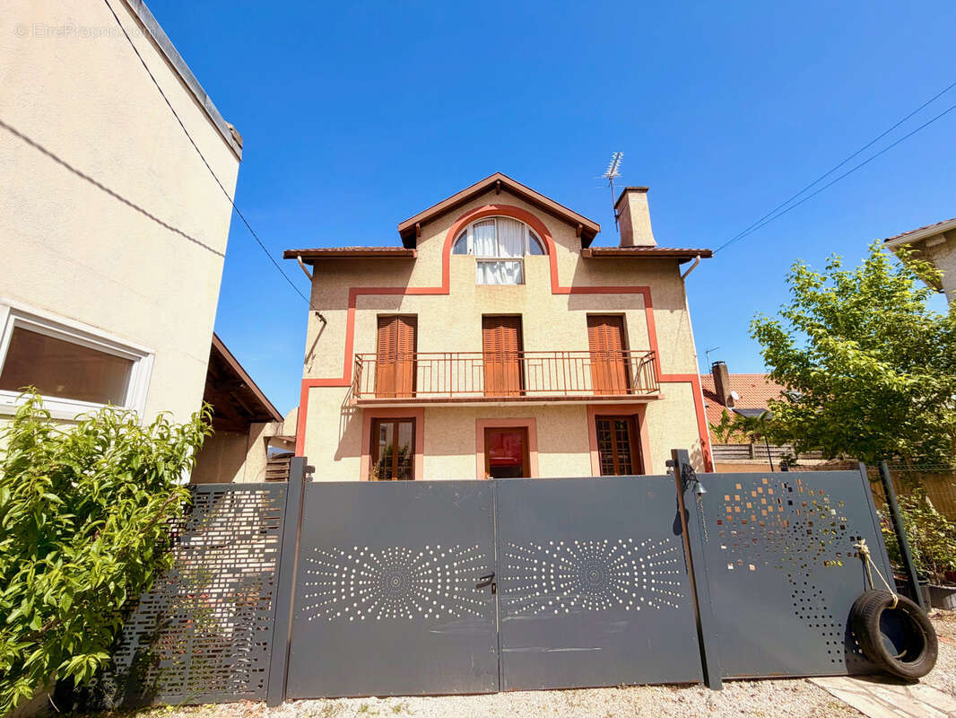 Maison à SEMEAC