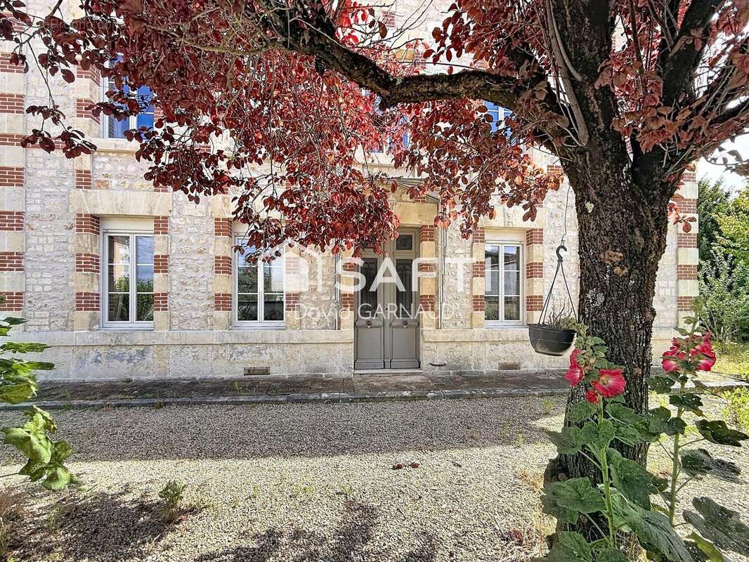 Photo 2 - Maison à CHATEAUNEUF-SUR-CHARENTE