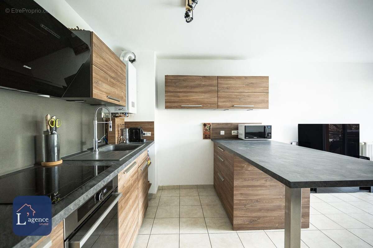 Appartement à SAINT-GENIS-POUILLY