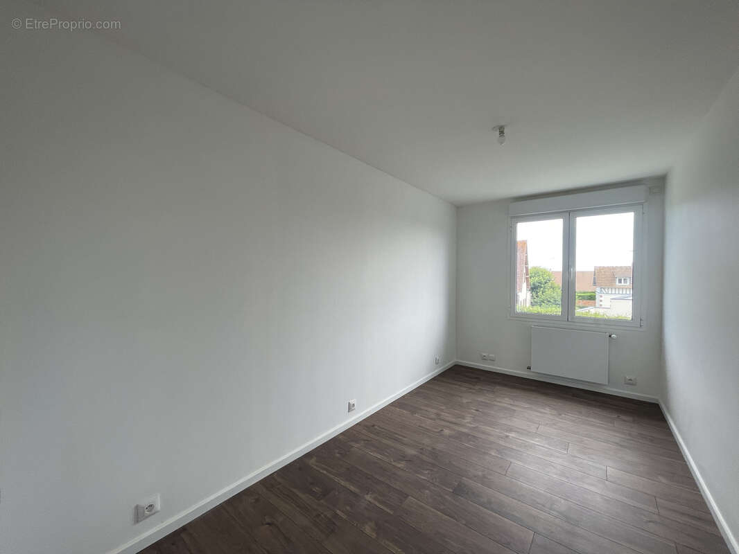 Maison 5 pieces 150m2 entièrement renovée proche centre sur jardin 483m2. - photo 10