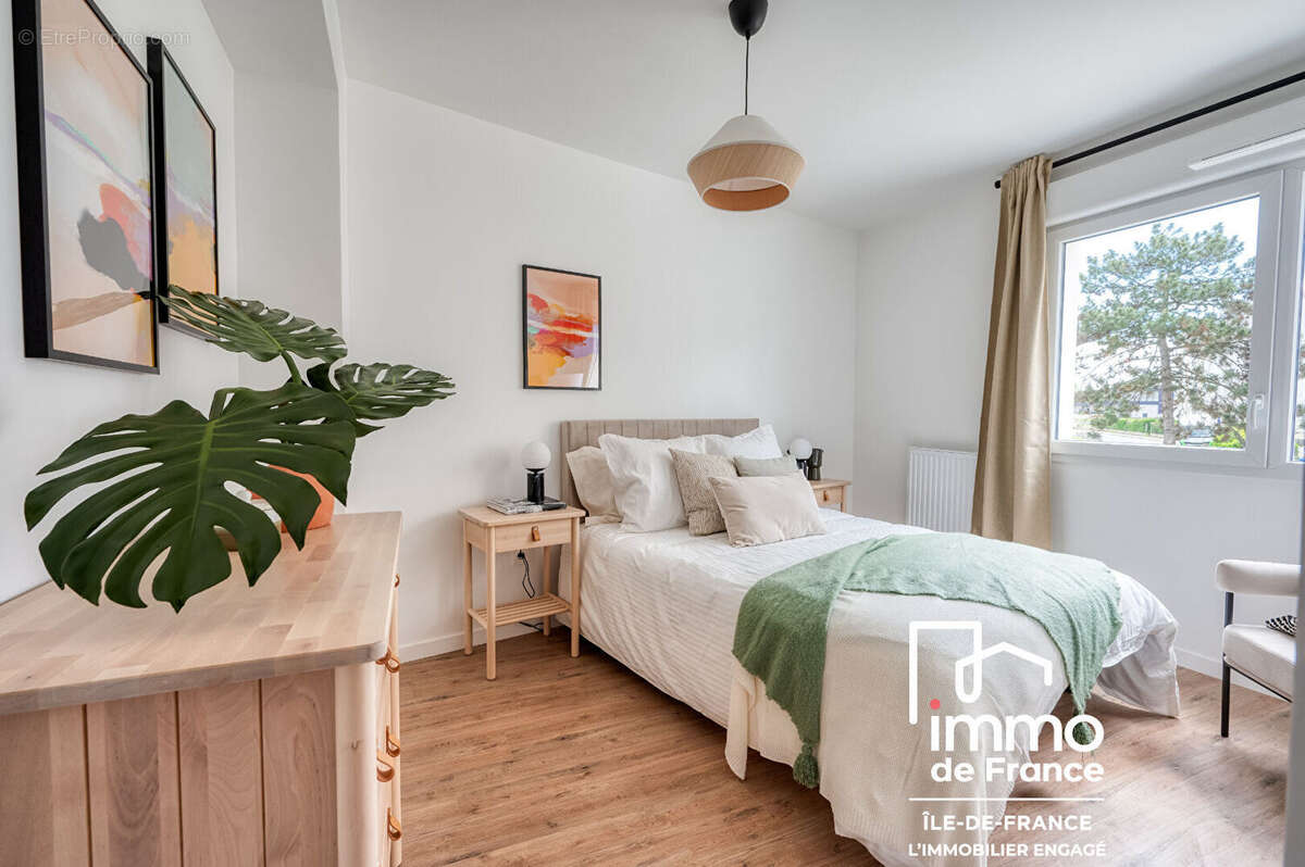 Appartement à DUGNY