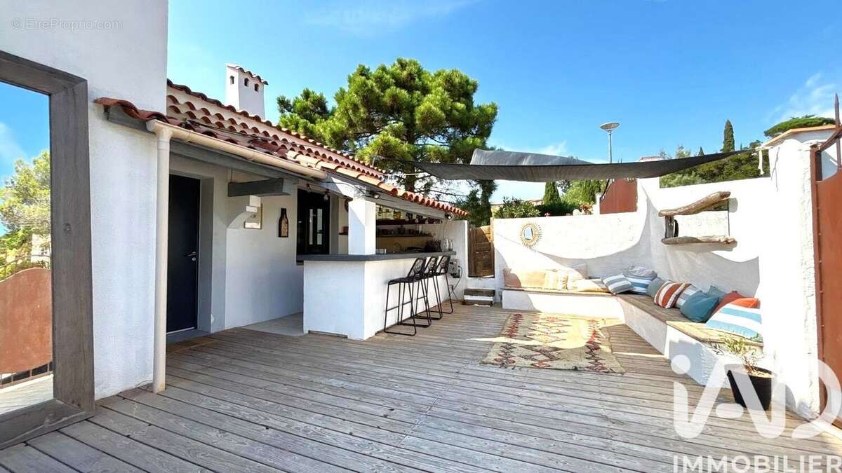 Photo 6 - Maison à ROQUEBRUNE-SUR-ARGENS