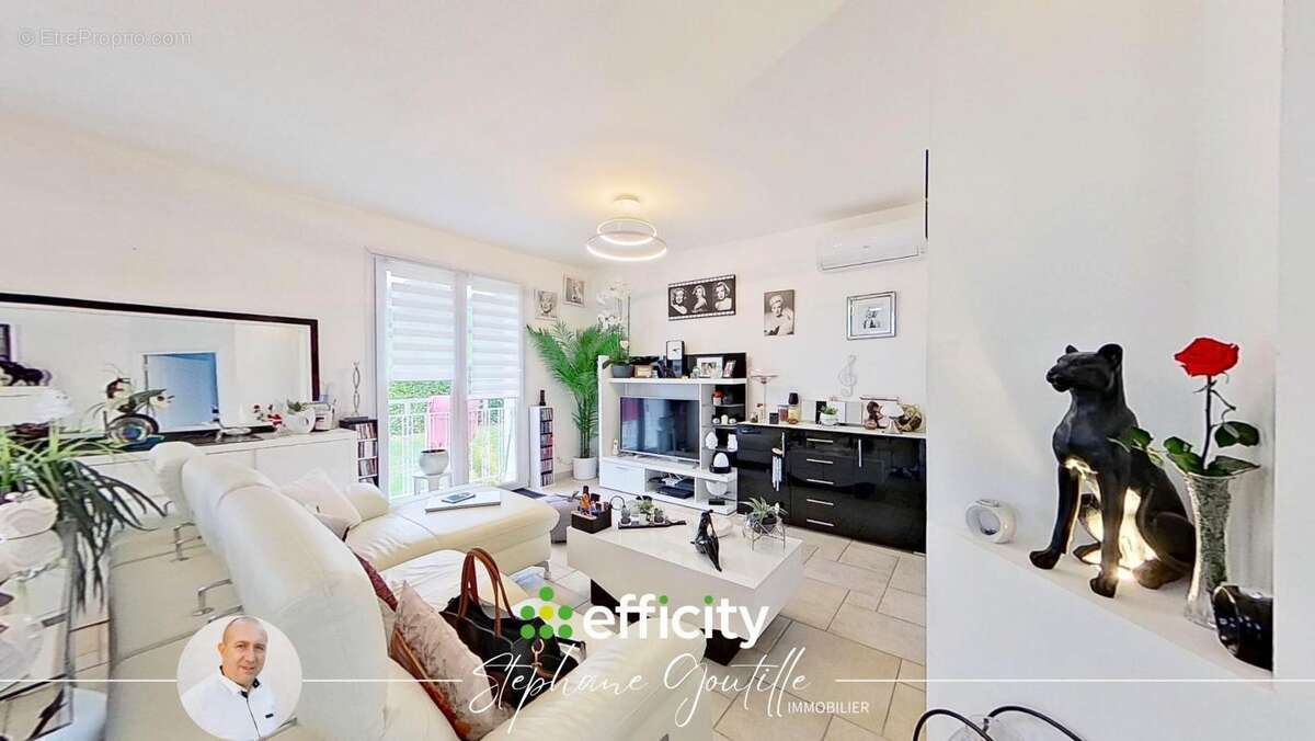 Maison à PONTCHARRA-SUR-TURDINE