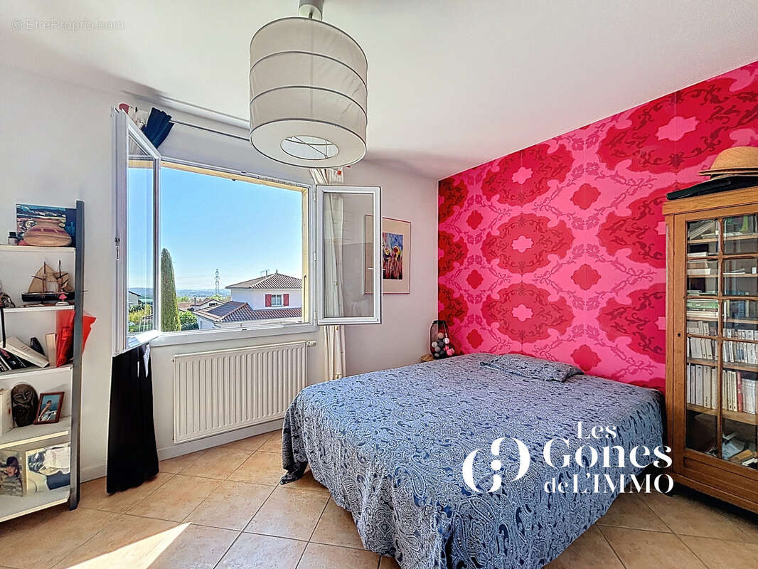 Maison à SAINTE-CONSORCE