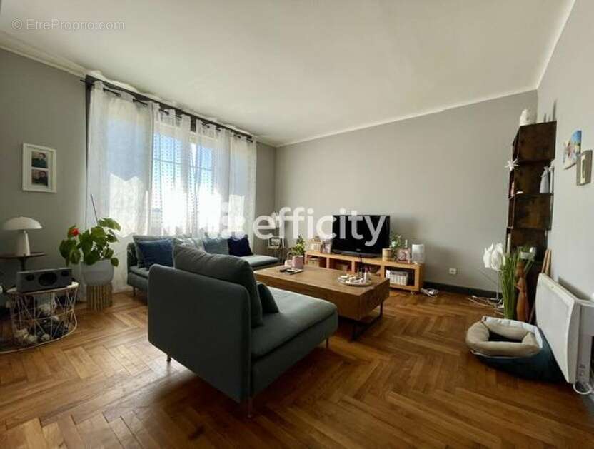 Appartement à ROUSSILLON