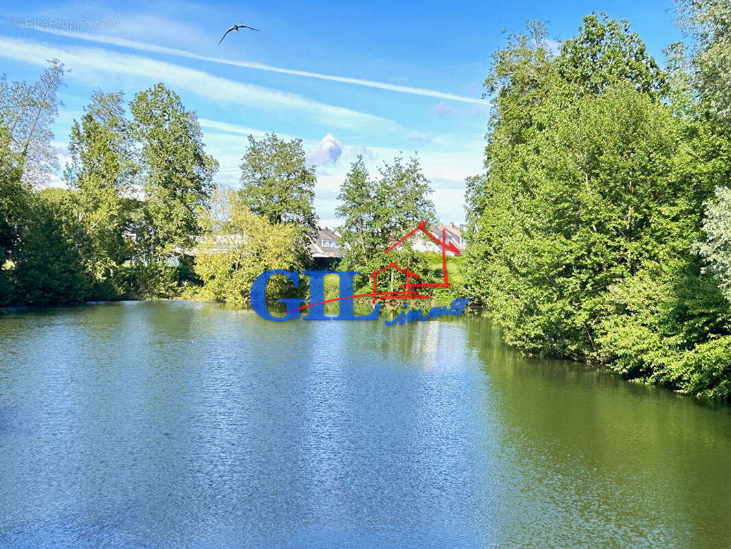 Appartement à SAVIGNY-LE-TEMPLE