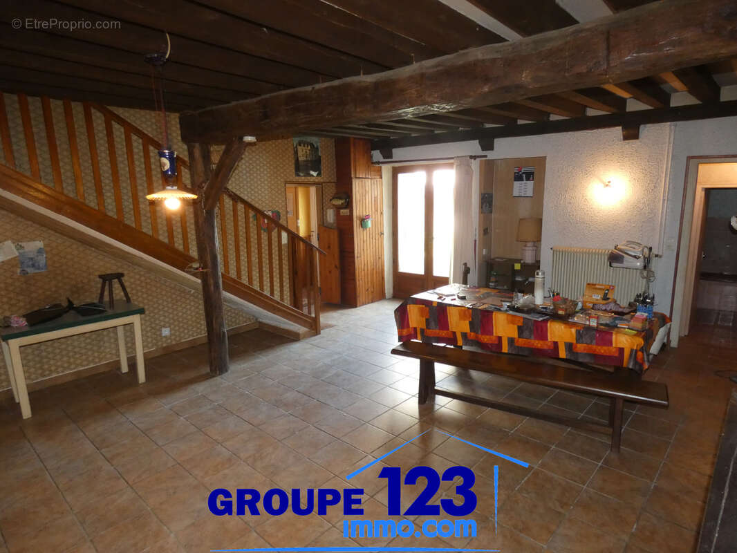 Maison à CHEU