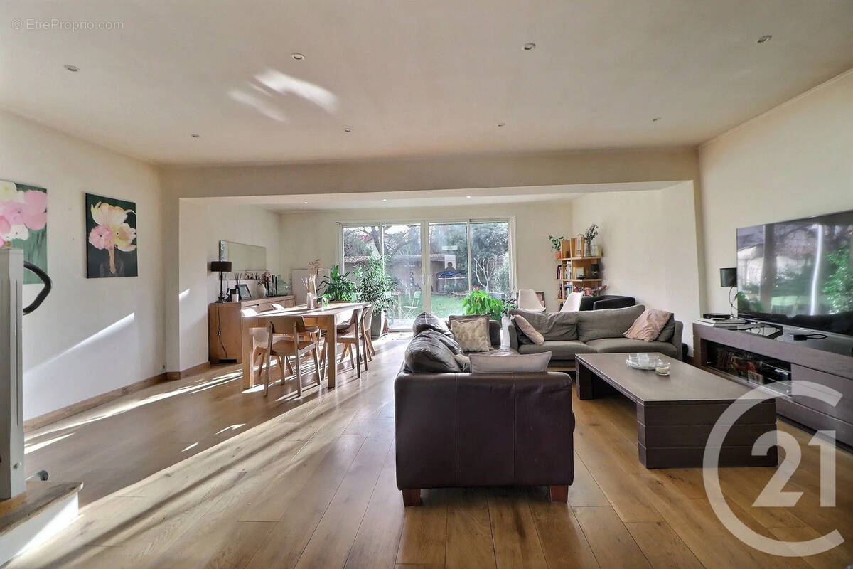 Maison à AULNAY-SOUS-BOIS