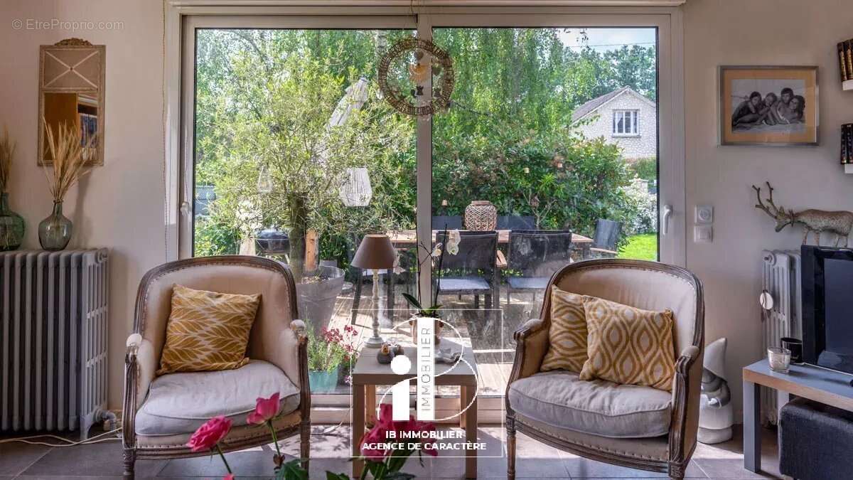 Maison à BOURRON-MARLOTTE