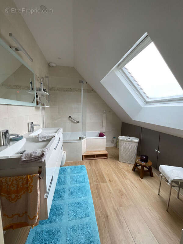 Maison à COURDIMANCHE