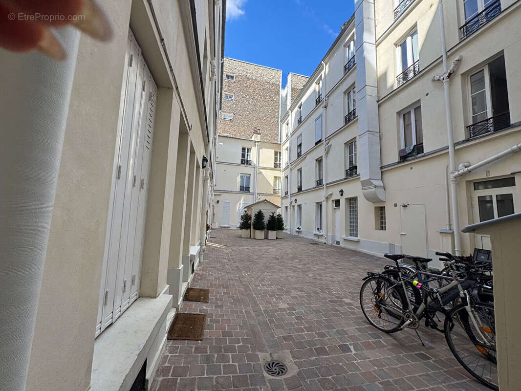 Appartement à PARIS-7E