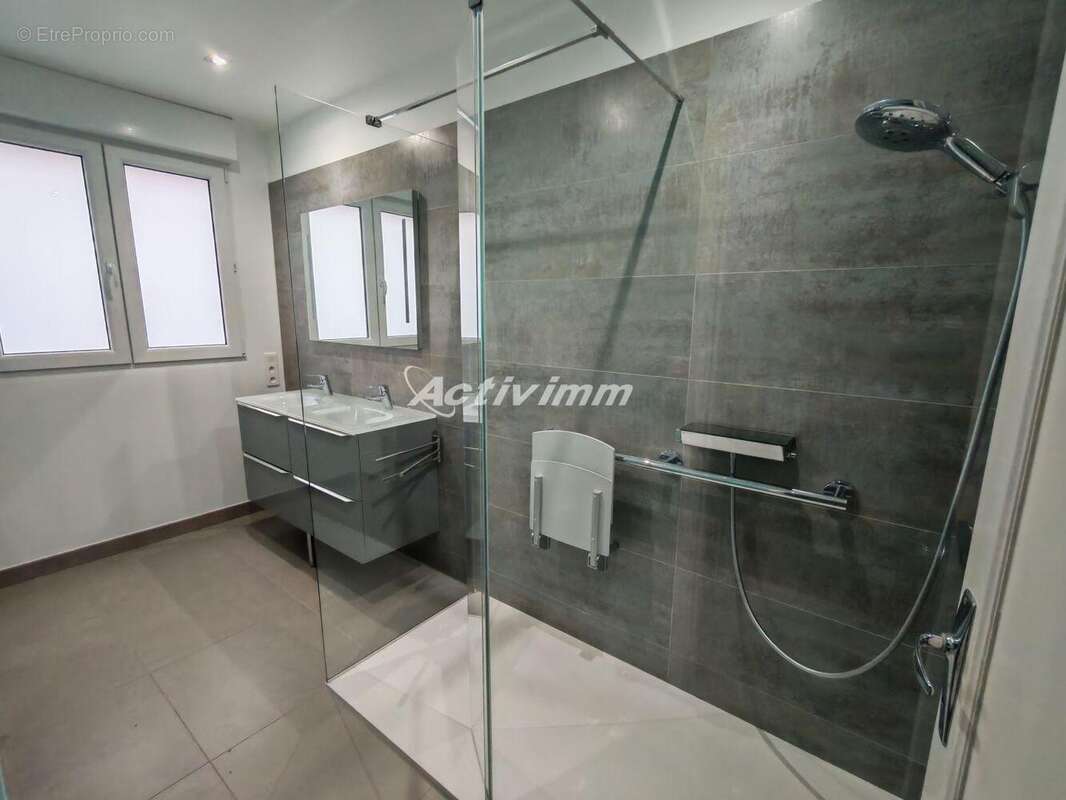 4284 9 - Maison à HESDIN