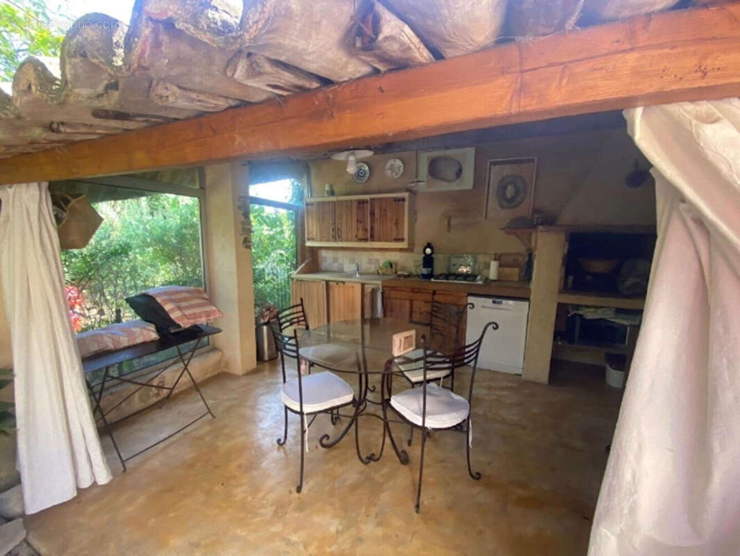 Maison à GARGAS
