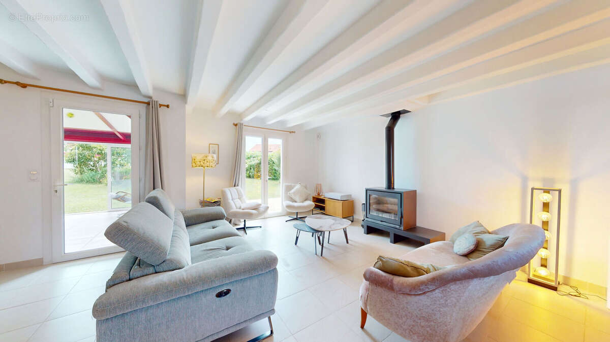 Maison à LARRESSORE