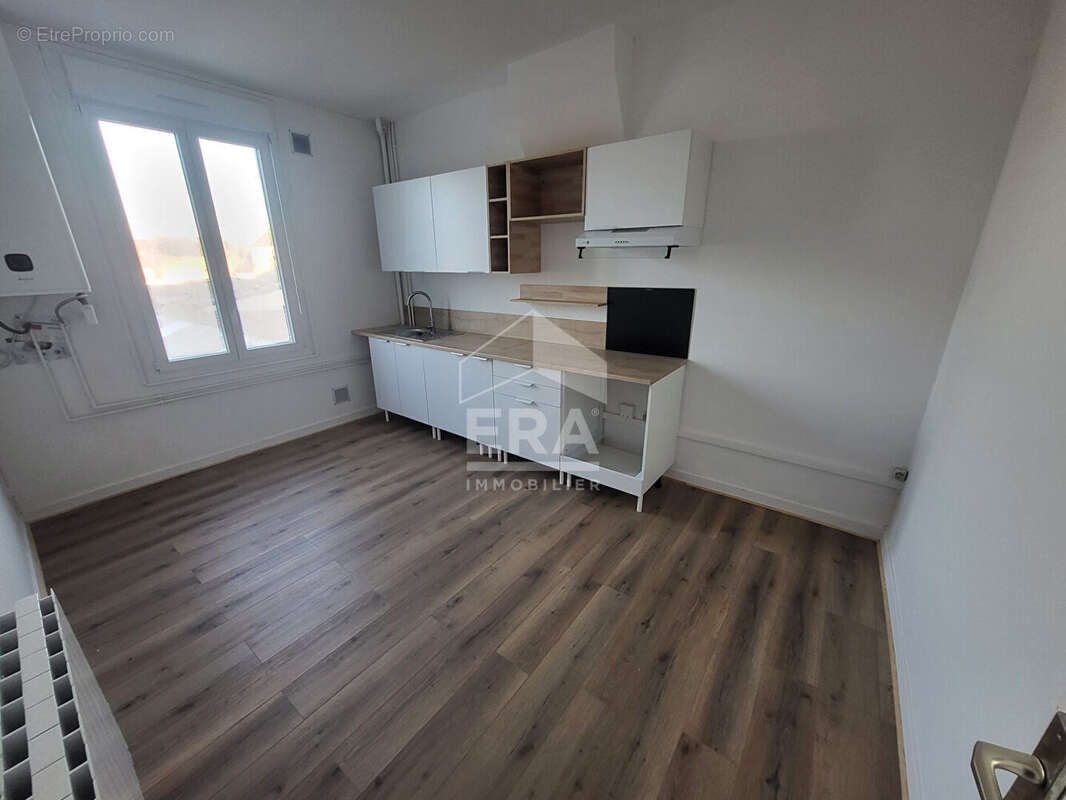 Appartement à AVION