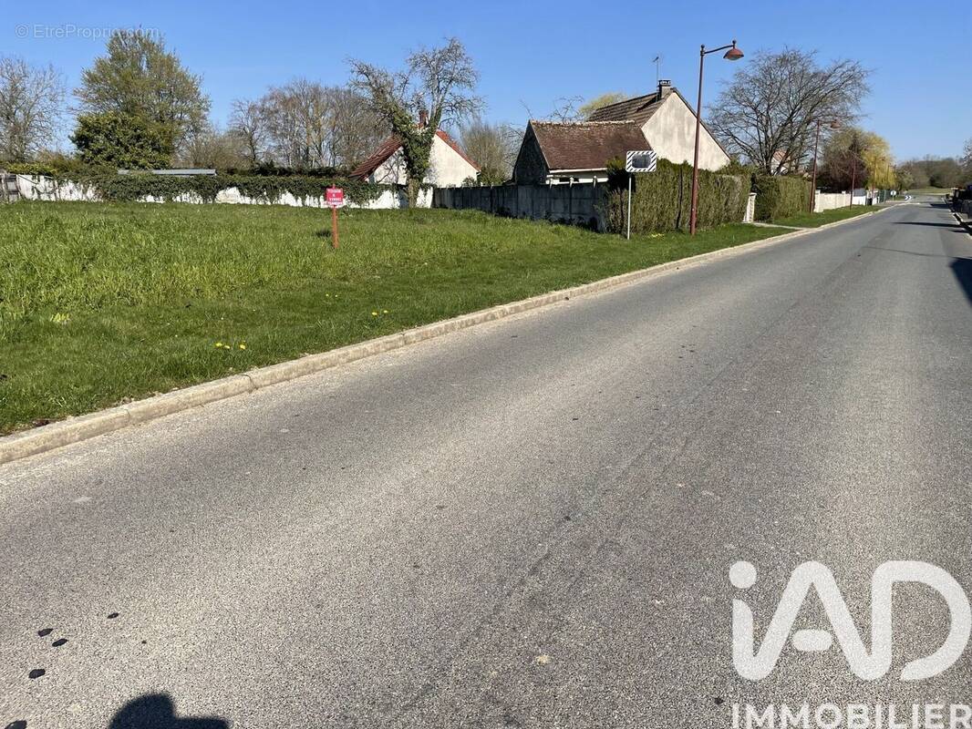 Photo 1 - Terrain à LA FERTE-GAUCHER