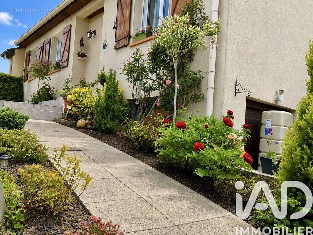 Photo 1 - Maison à GONDREVILLE