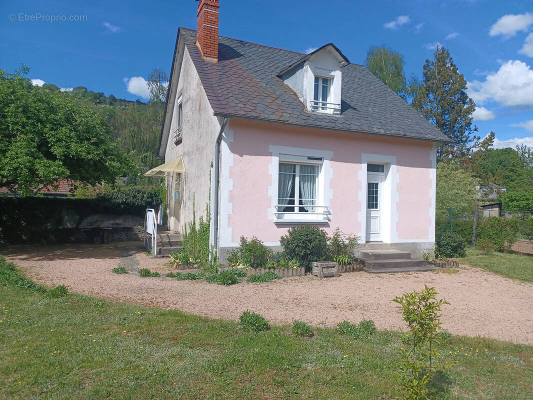 Maison à SAINT-MARTIN-VALMEROUX