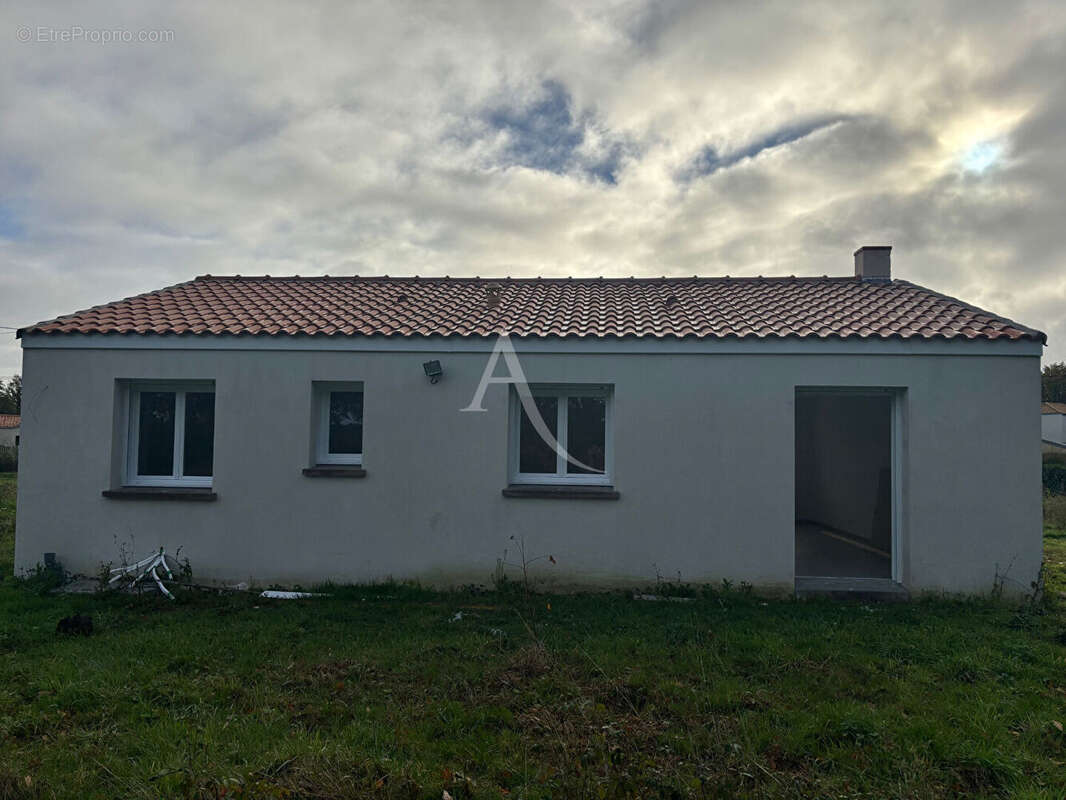 Maison à LE CELLIER