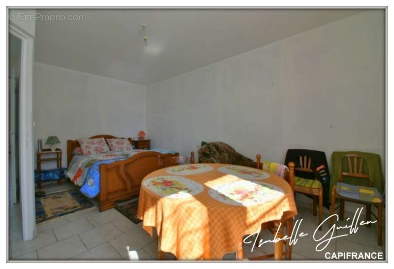 Maison à CHATEAUMEILLANT