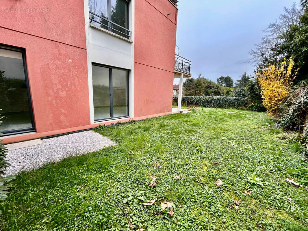 Appartement à LIMAS