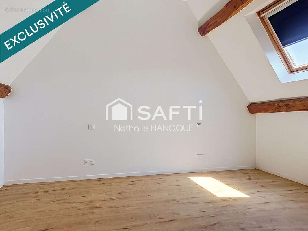 Appartement 81 m² à Thoiry  - photo 9