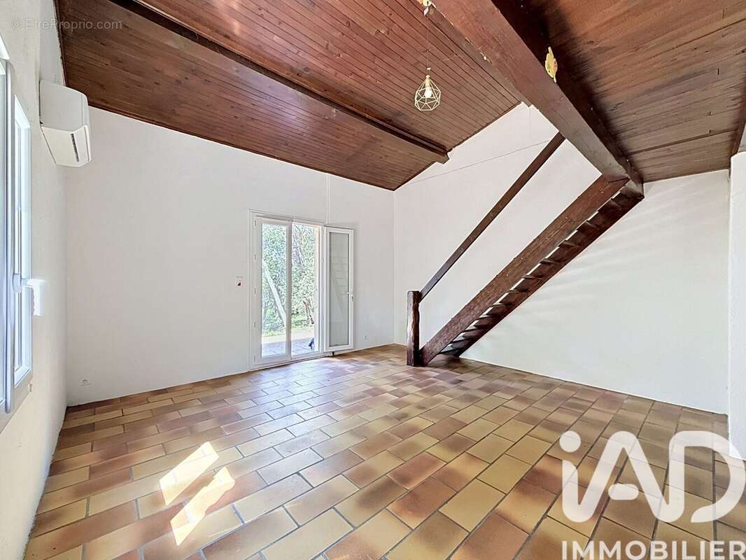 Photo 6 - Maison à UCHAUX