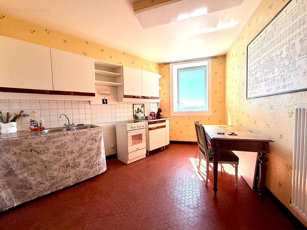 Appartement à PARIS-19E