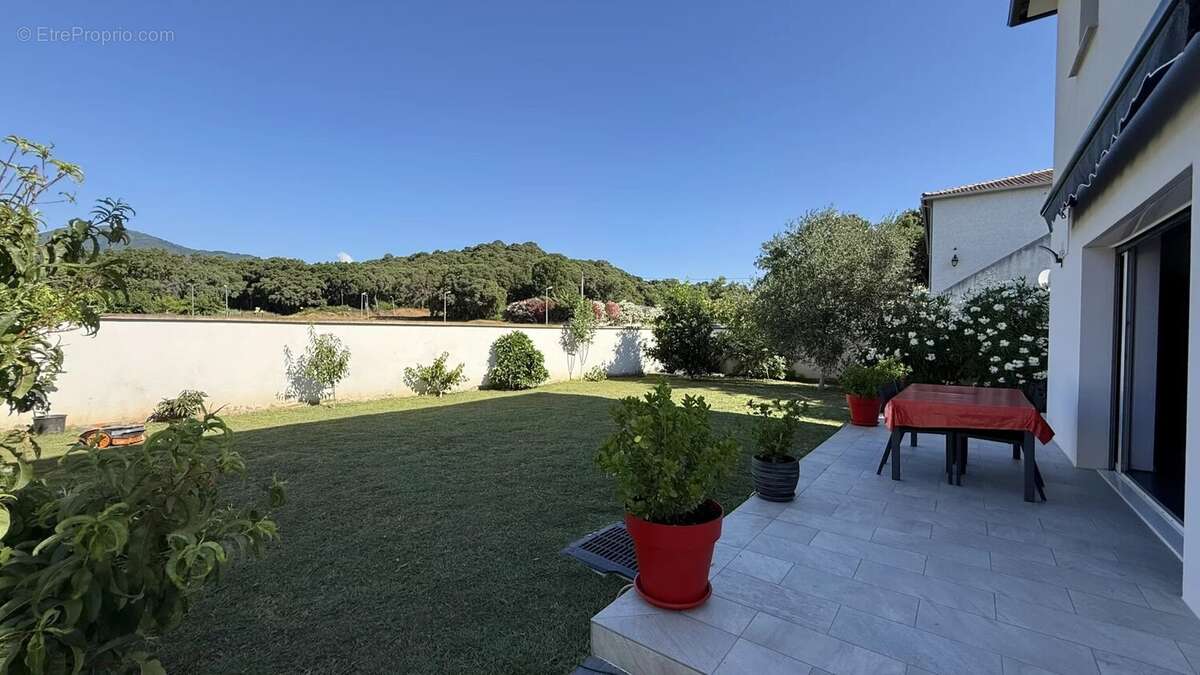 Très belle villa standing Type 4 - photo 6