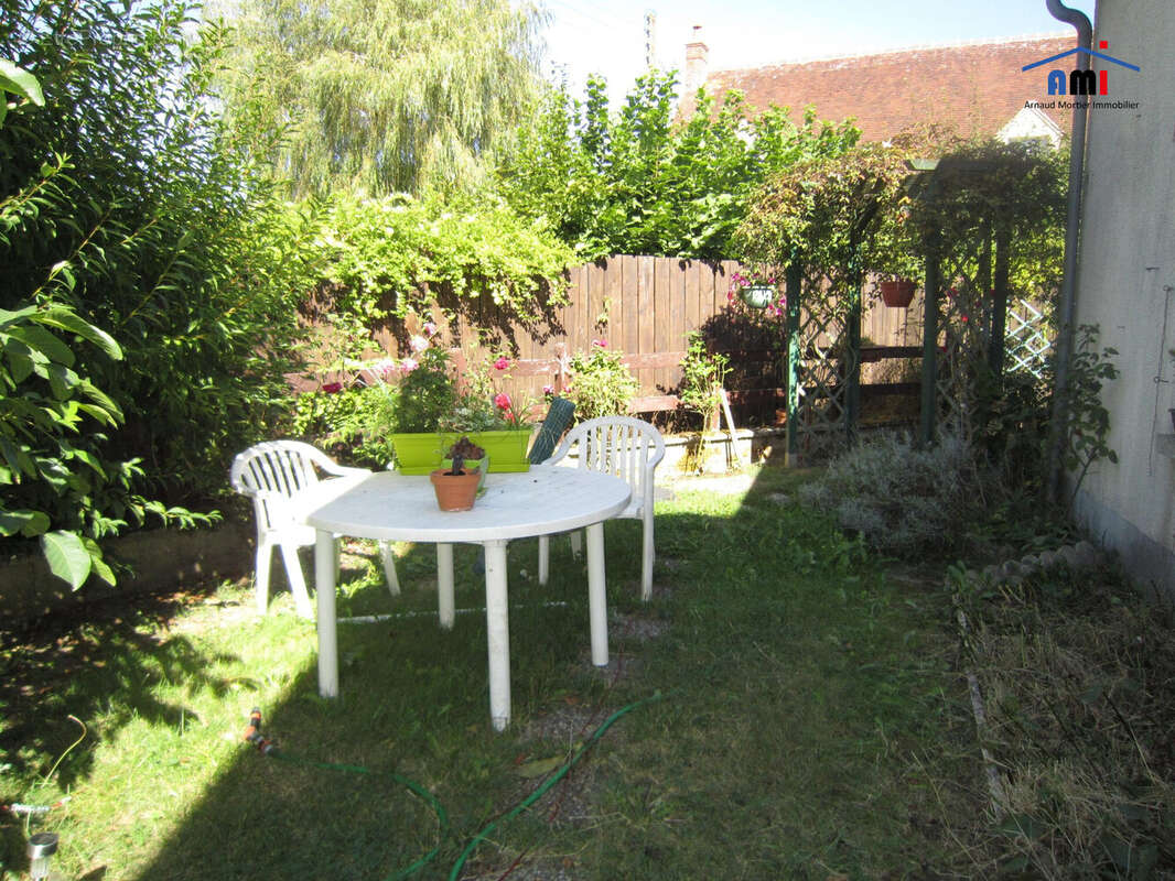 Maison à SAINT-MAURICE-SUR-HUISNE