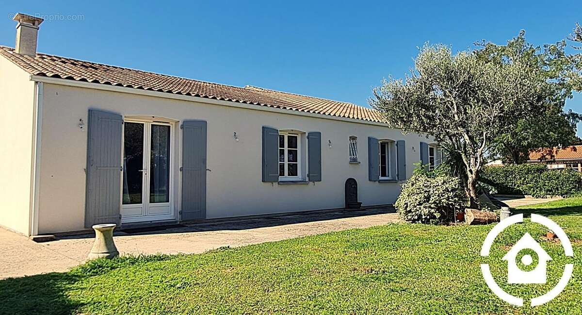 Maison à LE GUA