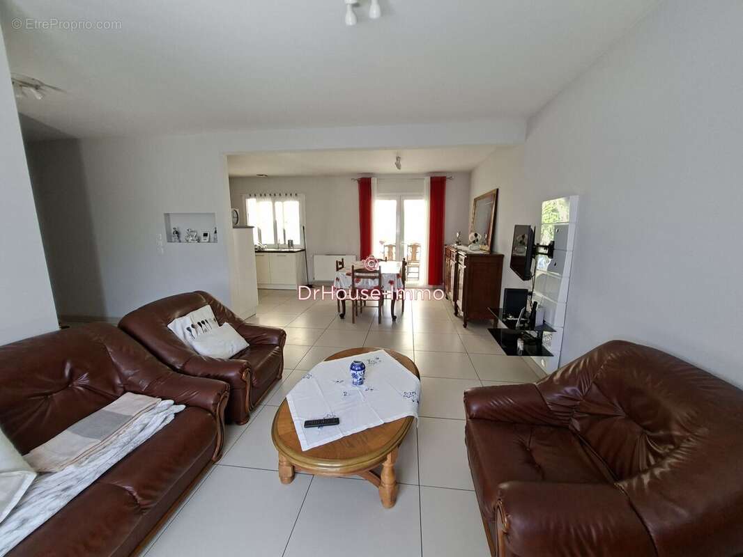 Maison à SAINTE-EULALIE