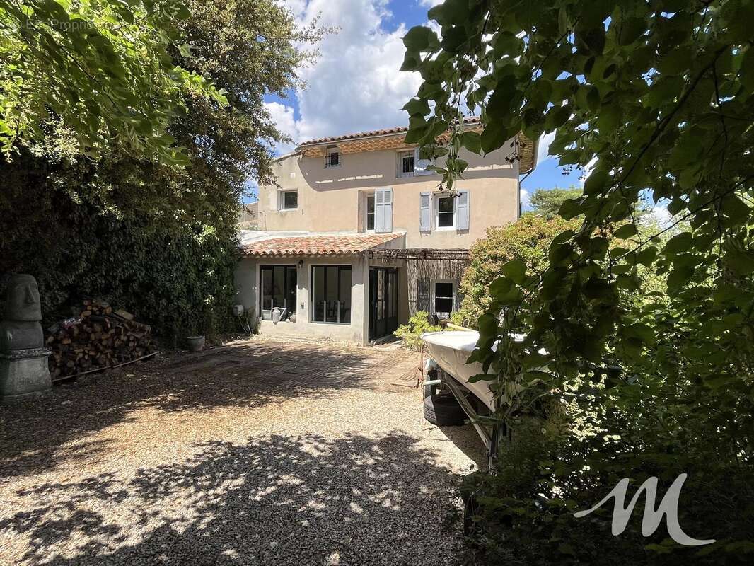 Maison à BARJOLS