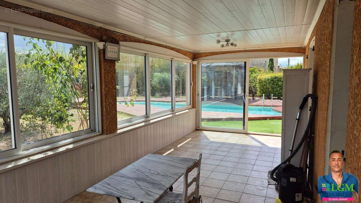 Maison à SAINT-VICTOR-DE-MALCAP