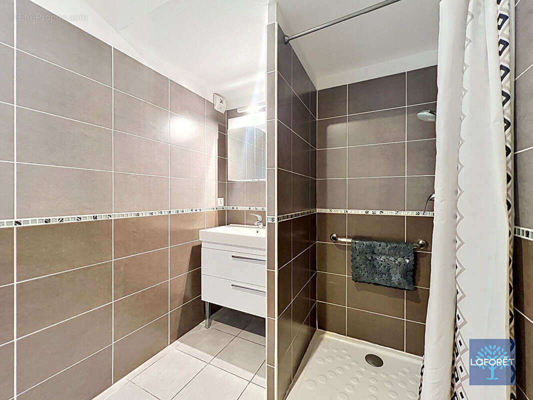 Appartement 3 pièces - Résidence Les Senioriales - photo 13
