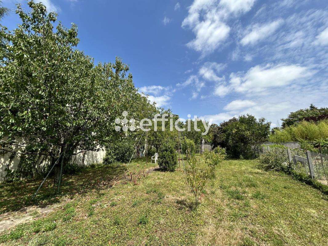 Maison 92 m² à Saint-Cyr-Sur-Loire  - photo 9