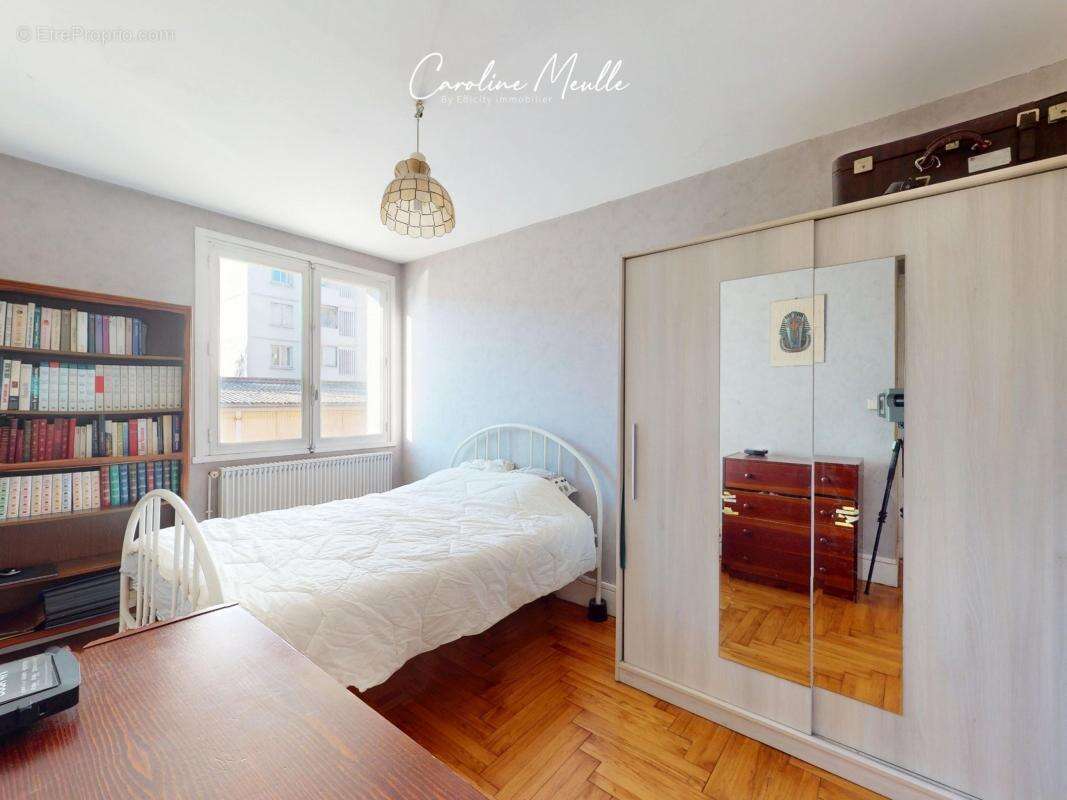 Appartement à LYON-8E