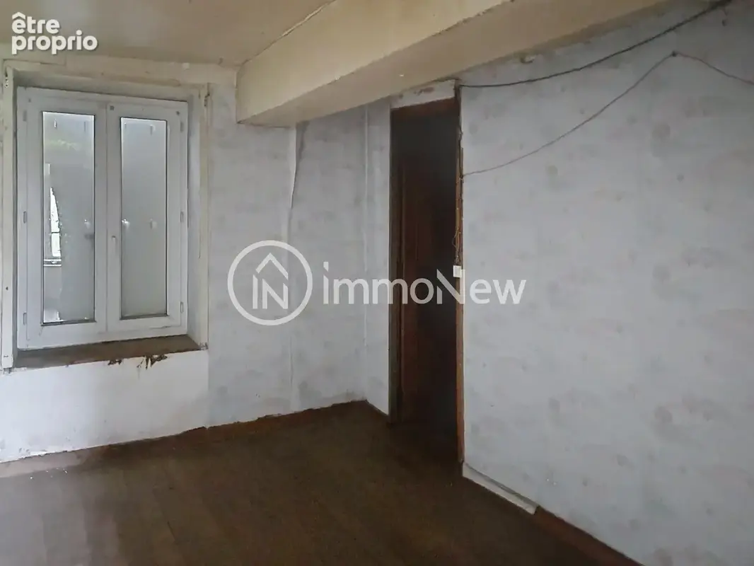 Maison a renover 70m2  sur terrain de 2 hectares environ avec ruisseau et puit - photo 6