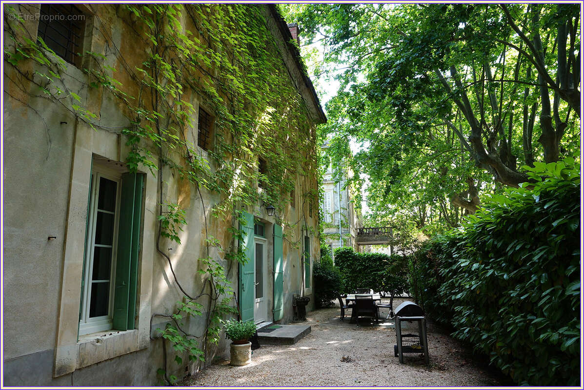 Maison à BOLLENE