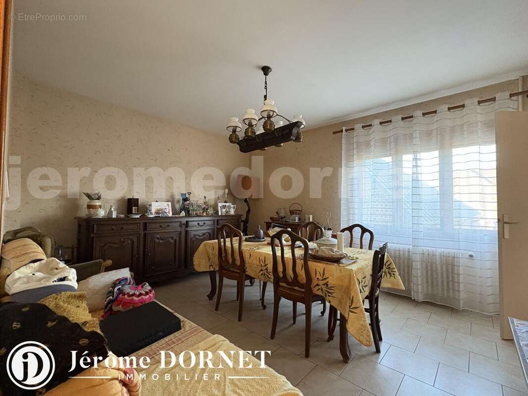 dau-gou_00004_a798426 - Maison à QUINCAMPOIX-FLEUZY