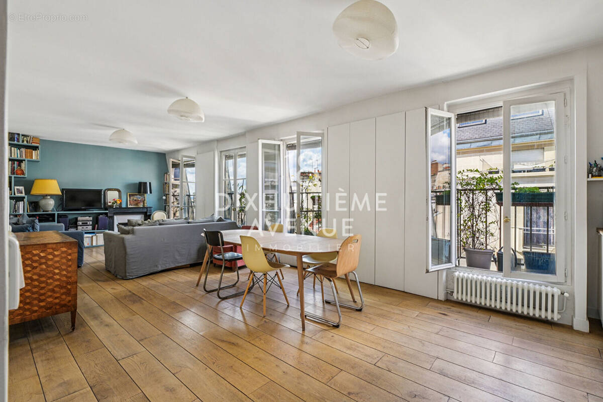 Appartement à PARIS-18E